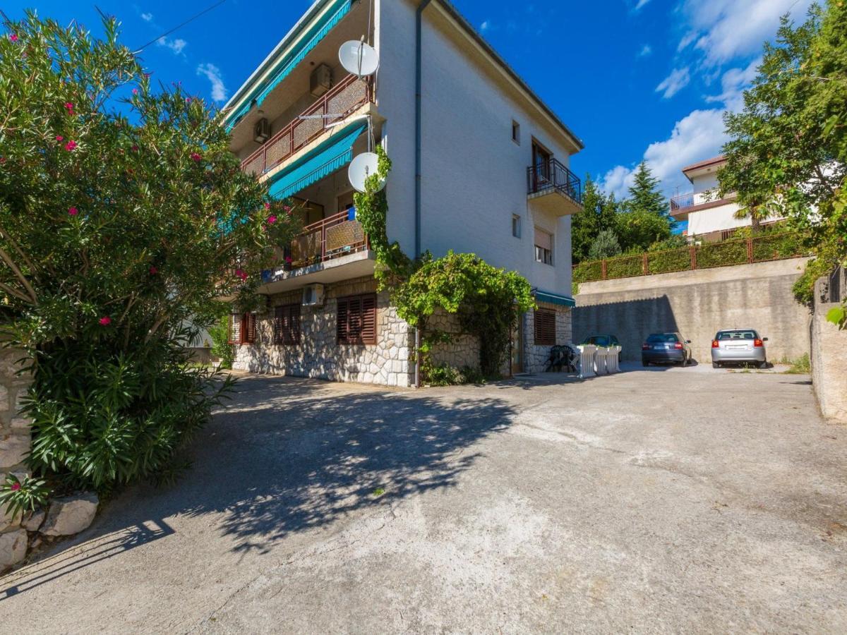 Apartment Mazor Crikvenica Exteriör bild