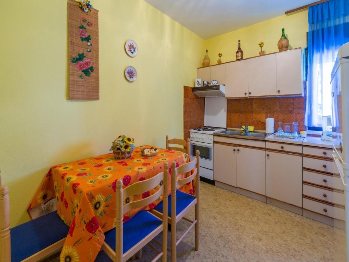 Apartment Mazor Crikvenica Exteriör bild