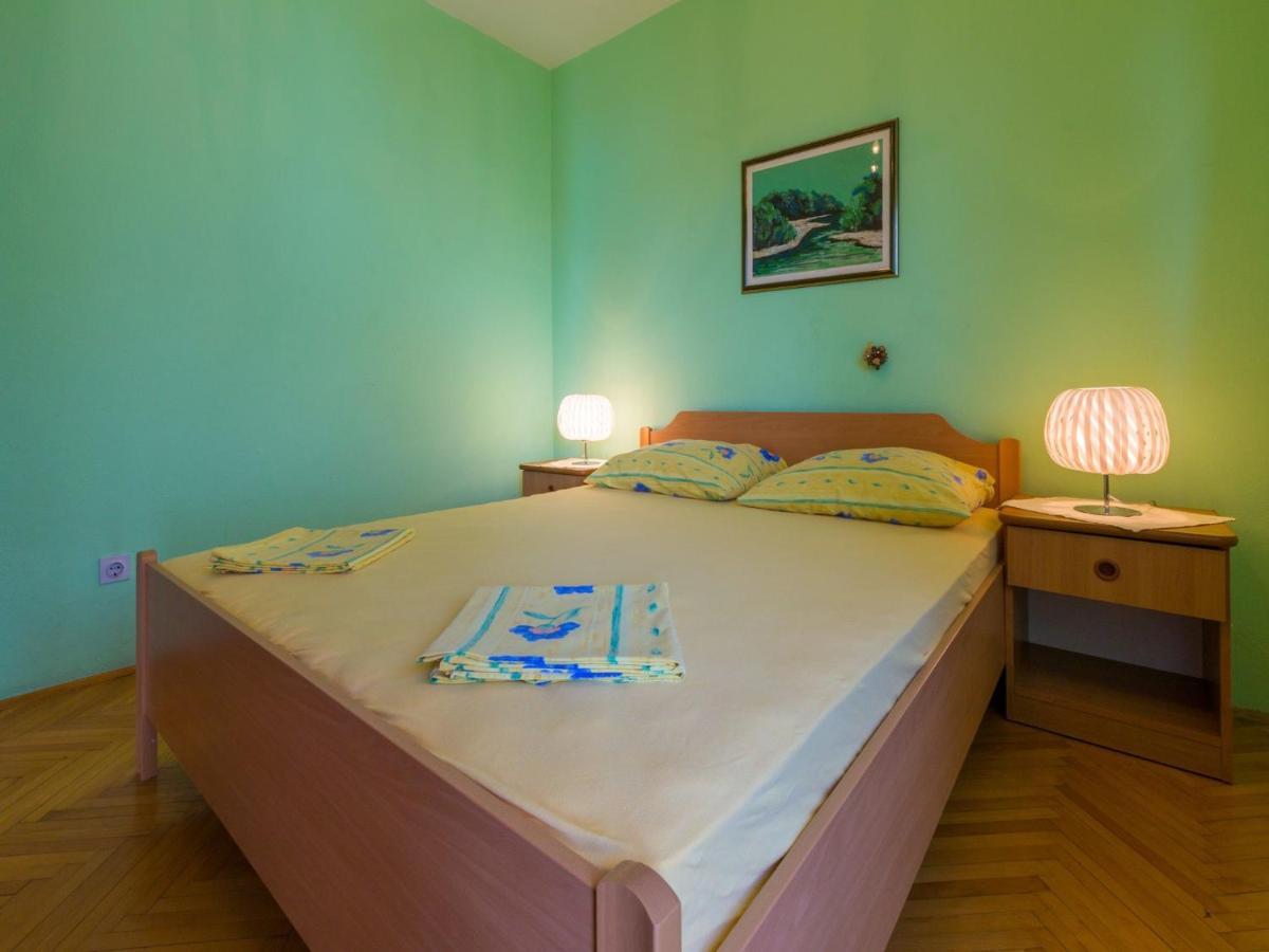 Apartment Mazor Crikvenica Exteriör bild